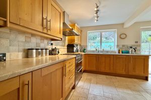 Kitchen- click for photo gallery
